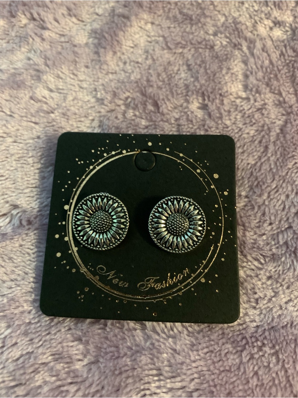 Vintage-Style Silver Sunflower Stud Earrings